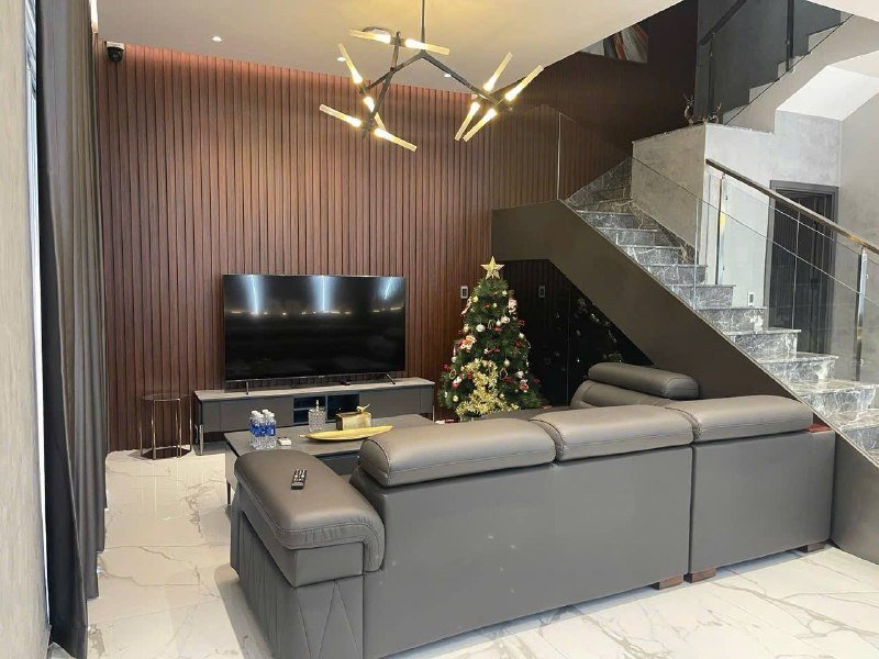 Villa for rent in District 7, Ho Chi Minh City