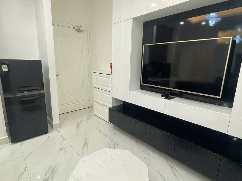 Apartment for rent in District 4, Ho Chi Minh City - 2